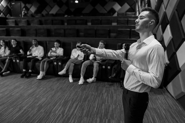 Construire une ligne éditoriale performante : clé de voûte pour la cohérence des contenus